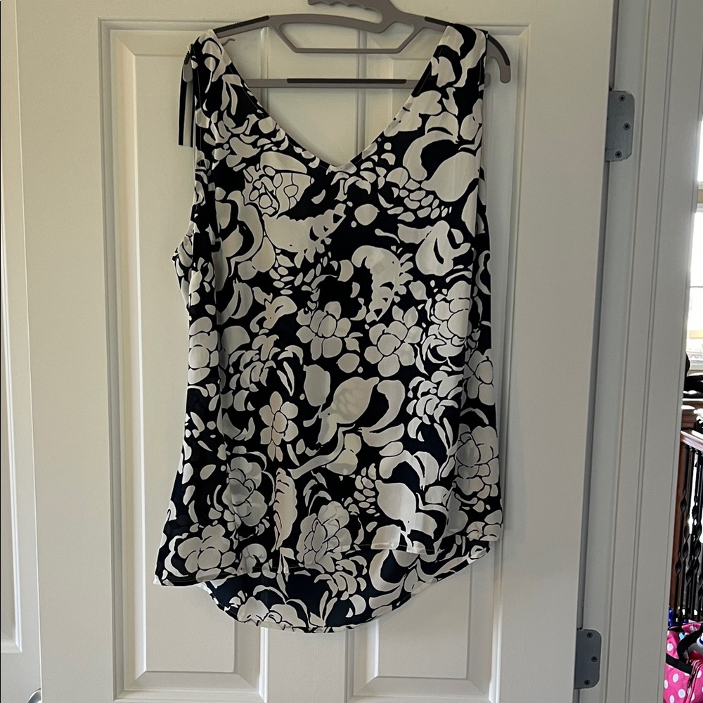 CAbi Black and White Floral Tank Top